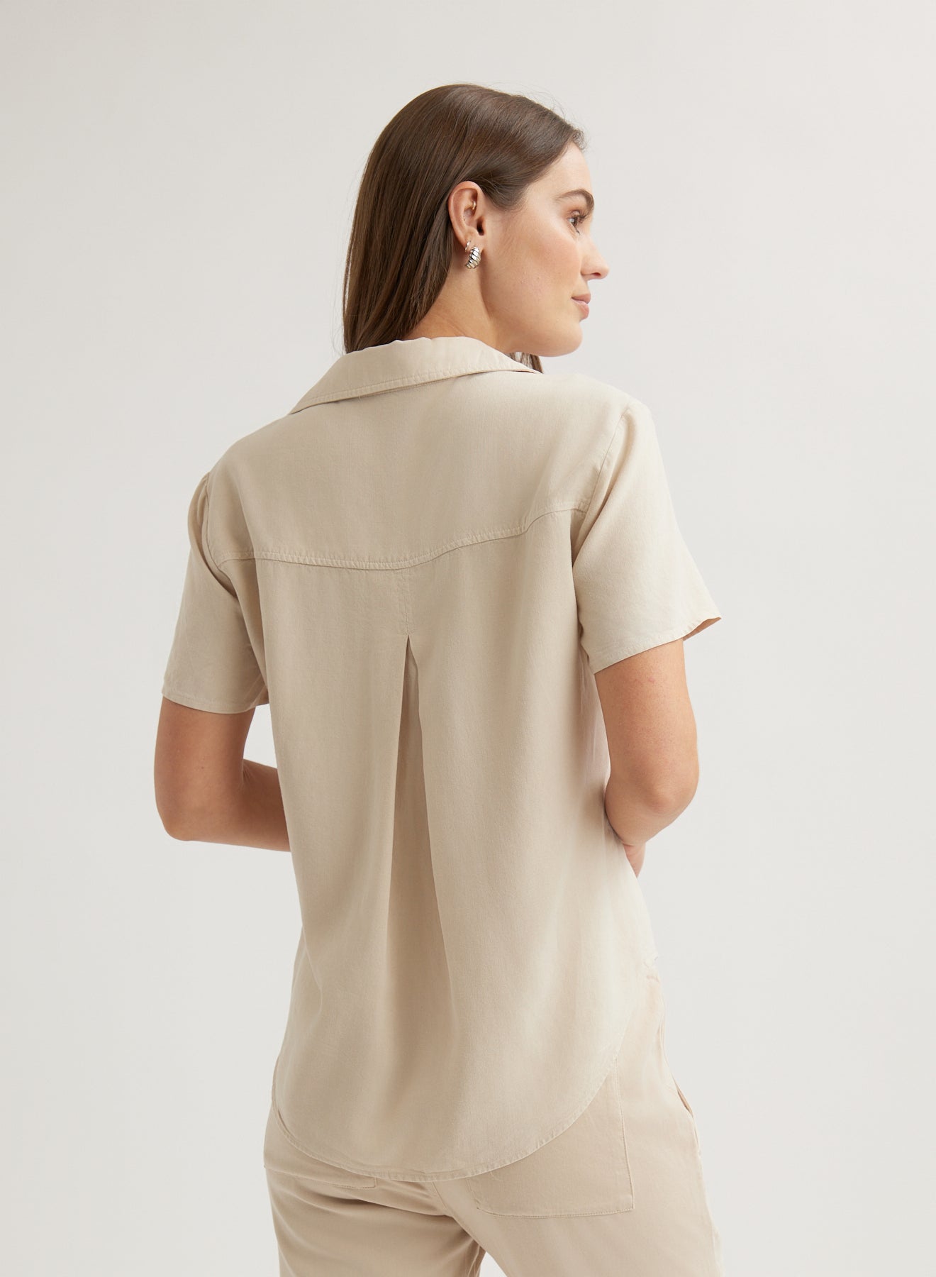 Short Sleeve Pocket Button Down - Linen Sand