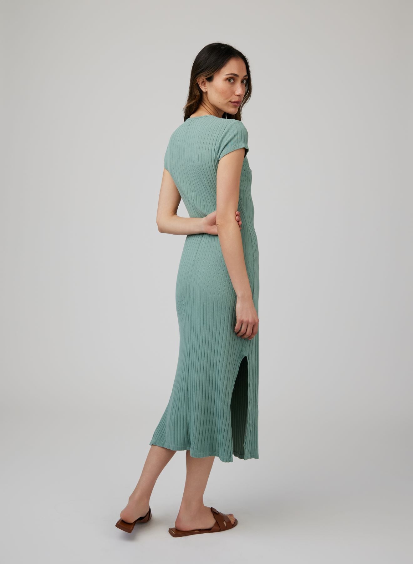 Tee Shirt Midi Dress - Clean Sage