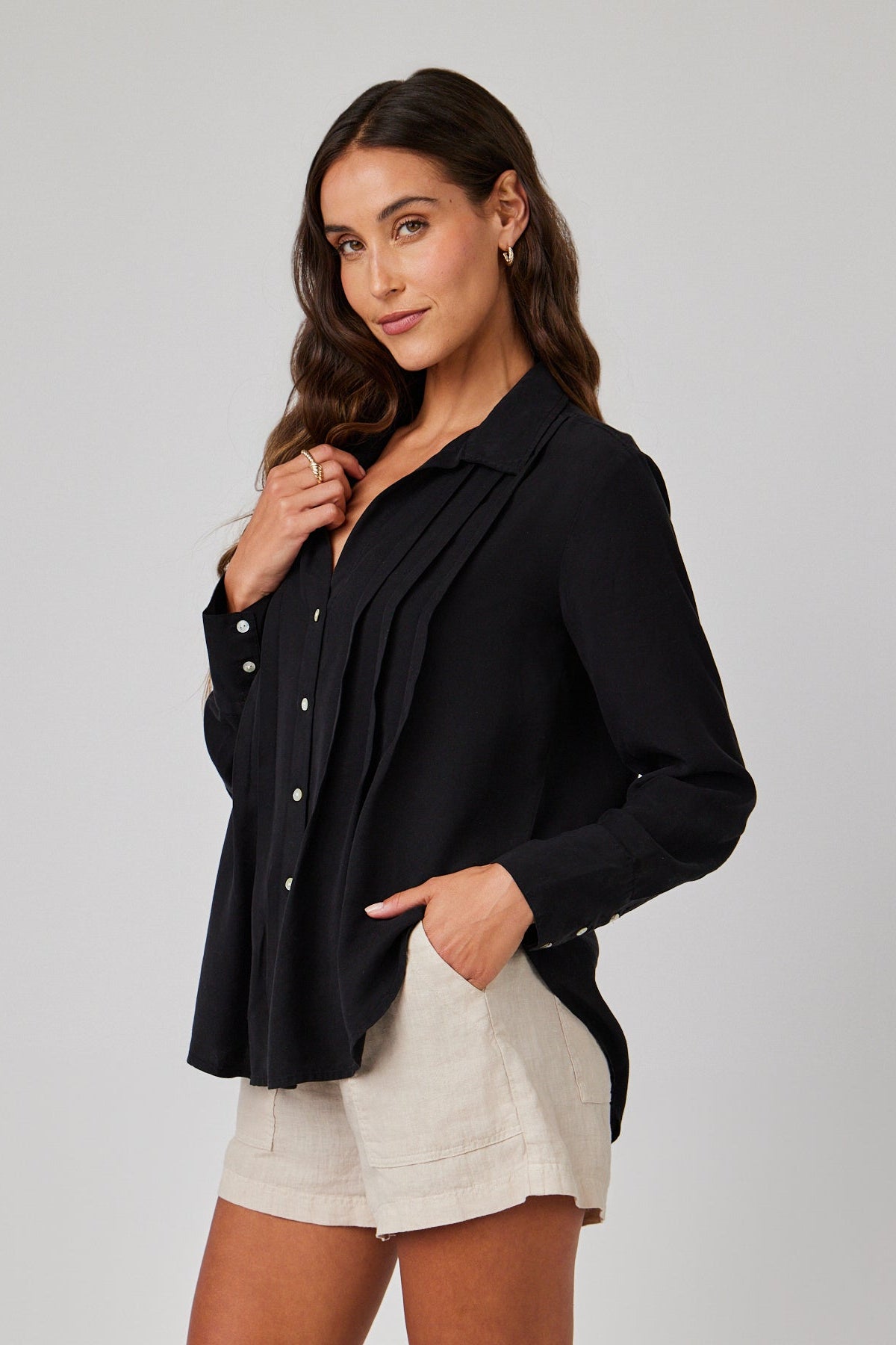 Pintuck Button Down - Black