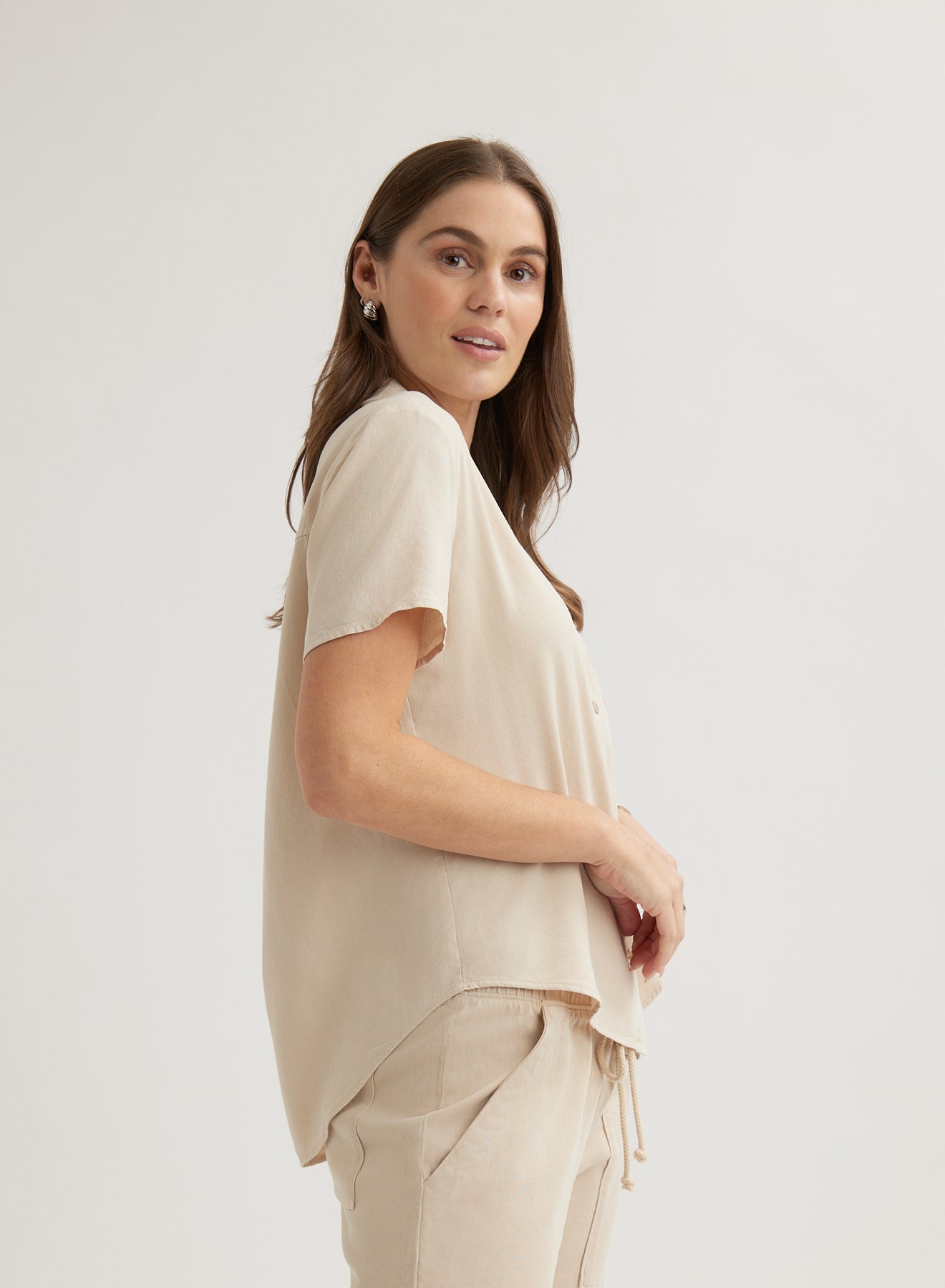 Short Sleeve Pocket Button Down - Linen Sand