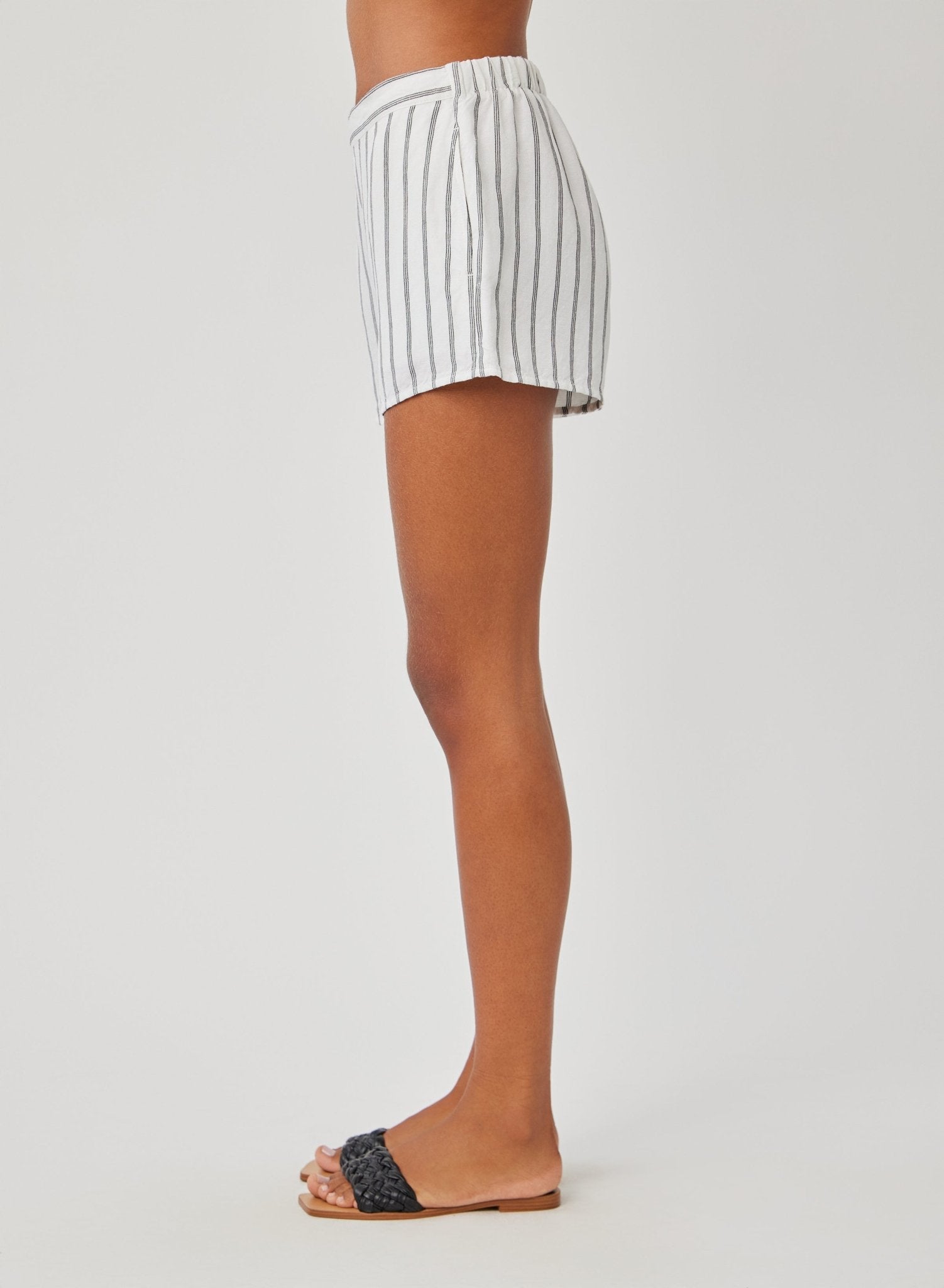 Clean Front Short - Makana Beach Stripe