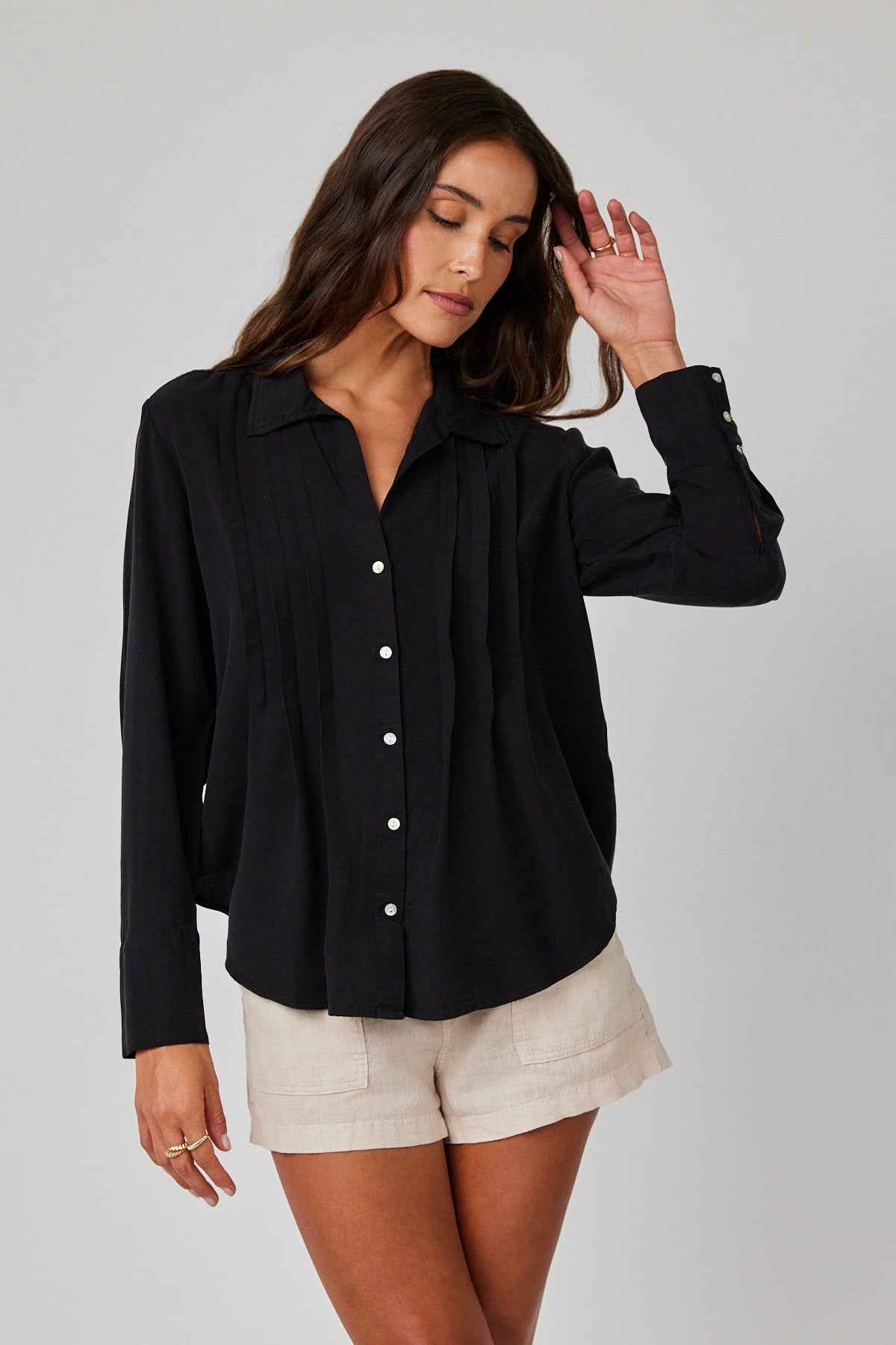 Pintuck Button Down - Black