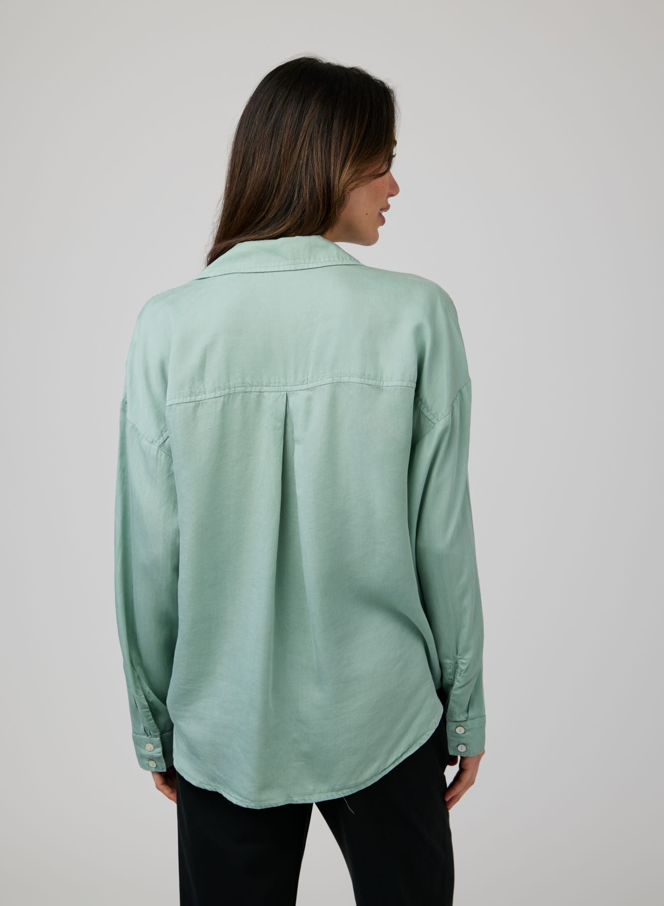 Pocket Boyfriend Shirt - Clean Sage