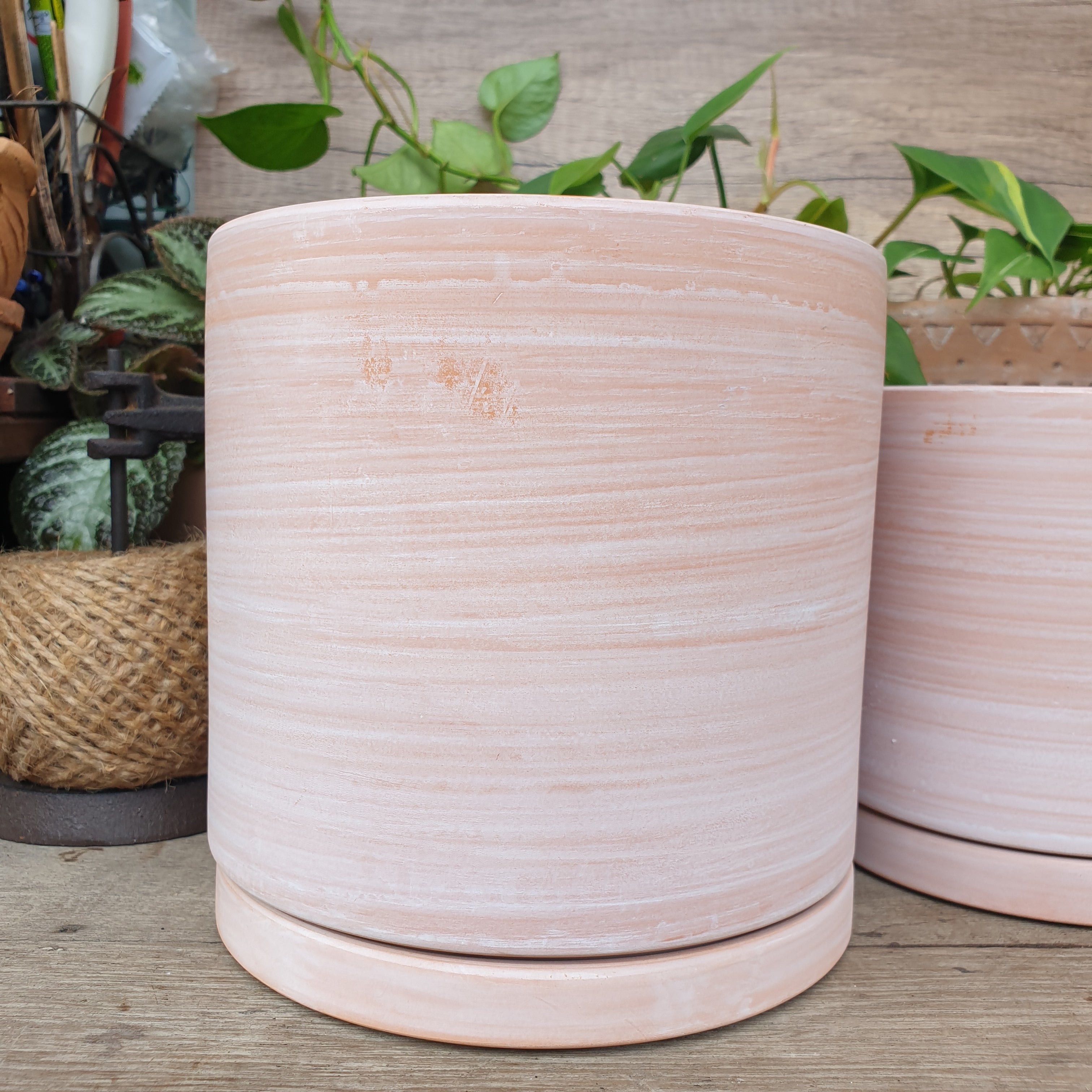 Terracotta D Flowerpot (3 sizes)