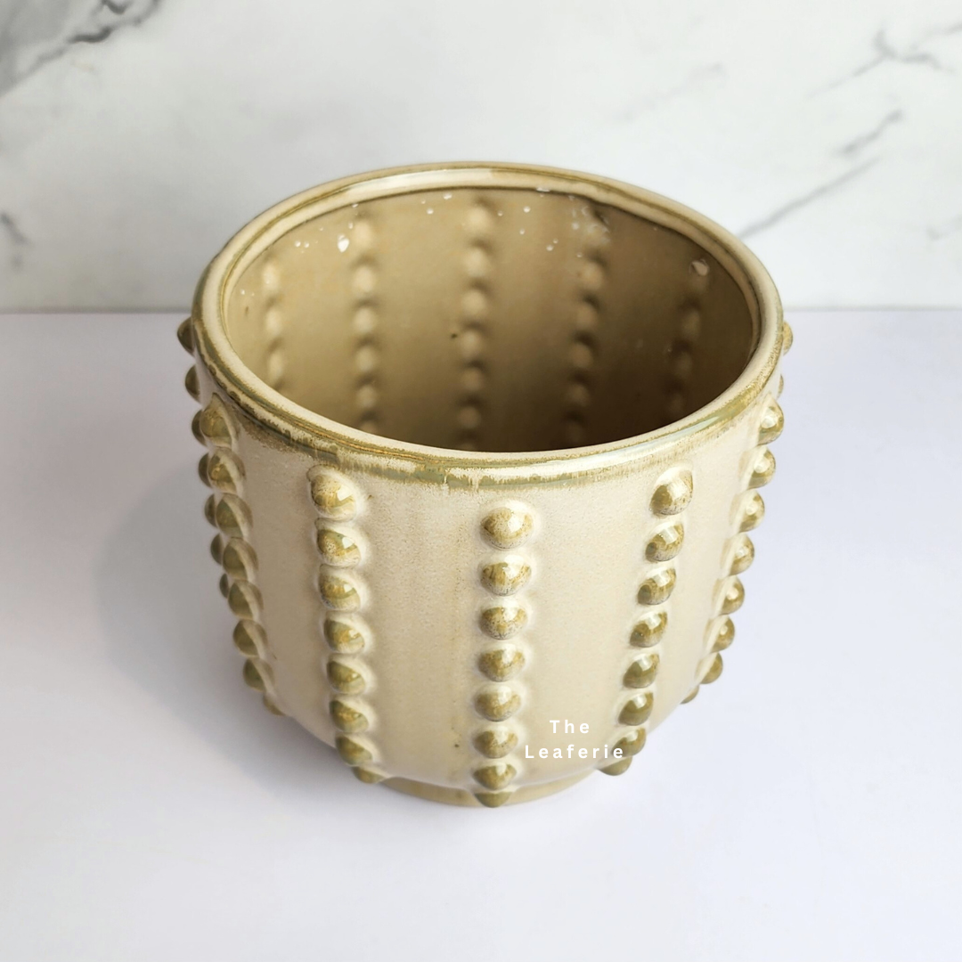 Lindy Flowerpot (2 colours)