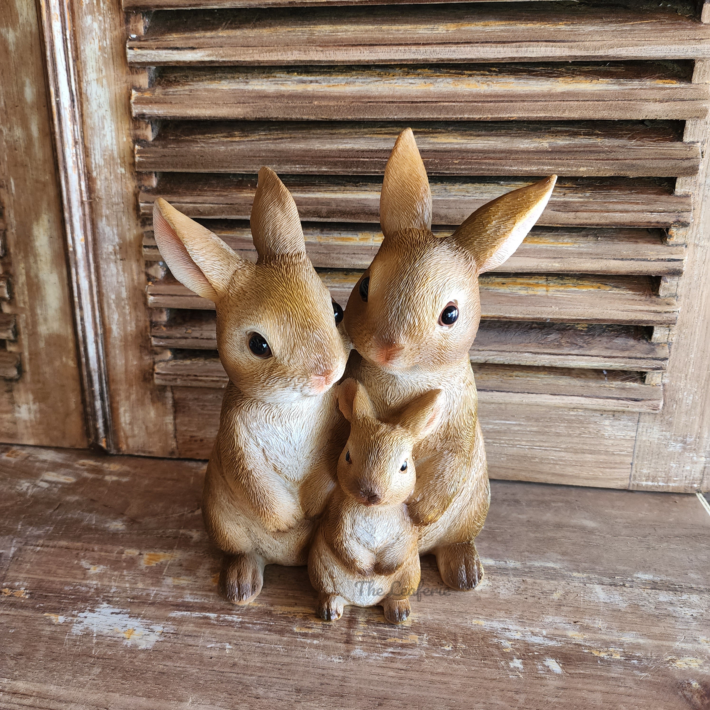 Cinnabun Family Rabbit Garden Decoration