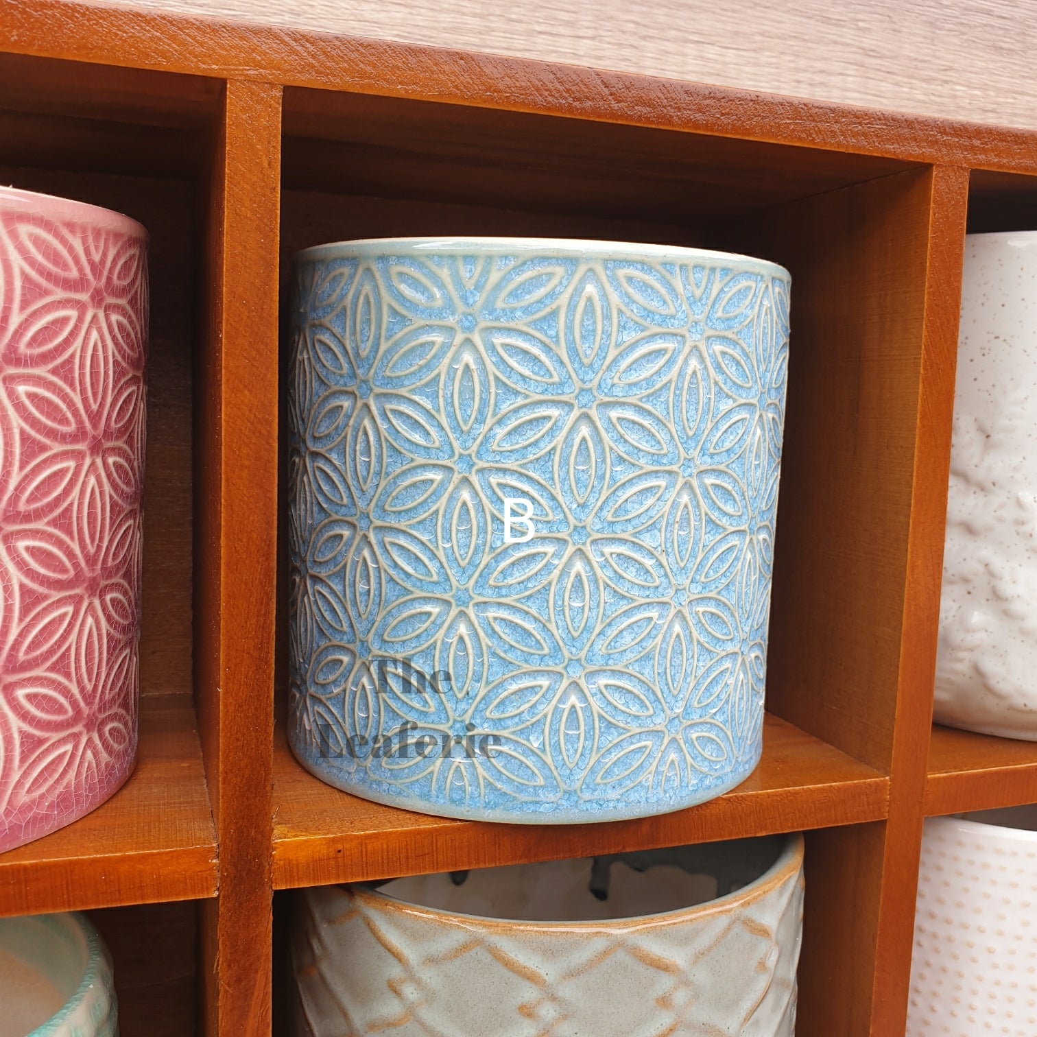 Mini Flowerpots (Series 1) 10cm